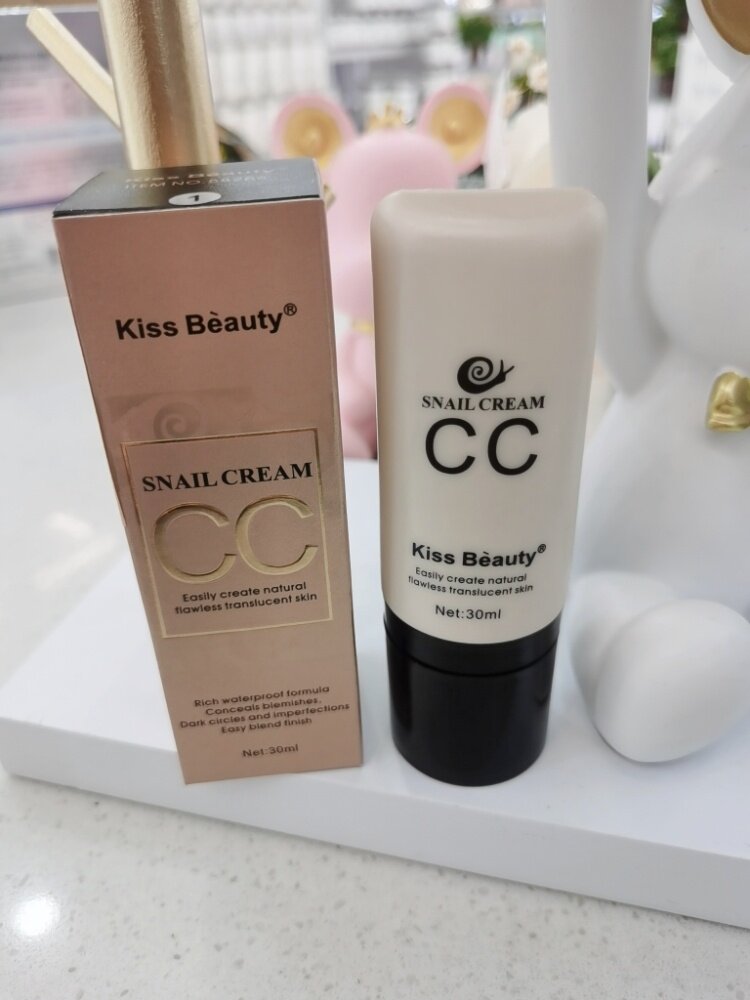 儿童舞台妆演出专用粉底液超白不脱妆幼儿园粉底膏无毒补水bb霜女