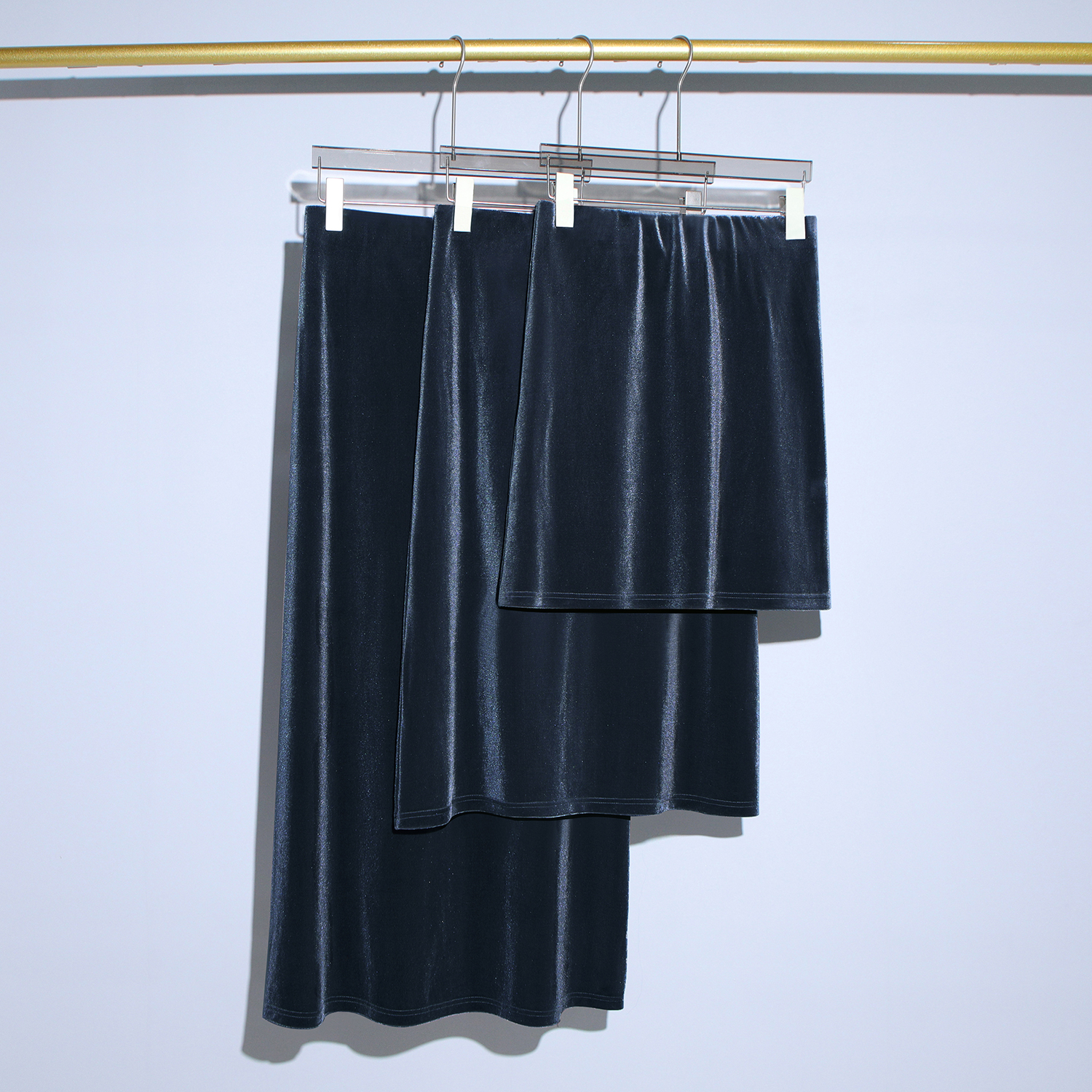 秋冬新款灰蓝色丝绒高腰显瘦长裙松紧腰开叉气质A字直筒半身裙女