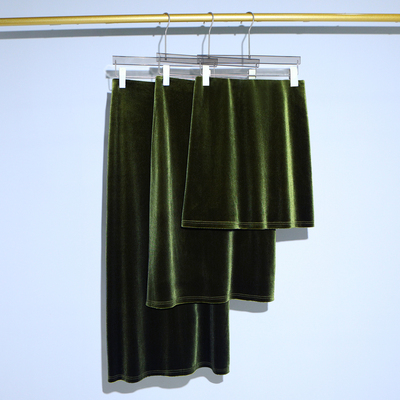 秋冬新款深绿色丝绒高腰显瘦长裙松紧腰开叉气质A字直筒半身裙女