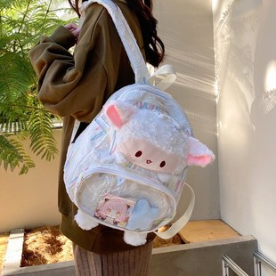 可爱小羊痛包双肩包女2025新款轻便逛街甜妹书包外出旅游卡通背包