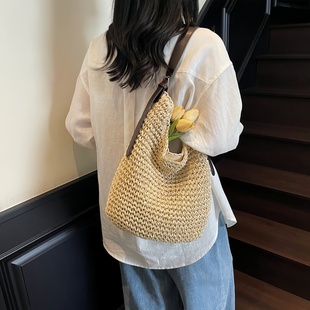 编织包包女2025新款 夏天超火爆款 轻奢小众高级感极简单肩包草编包
