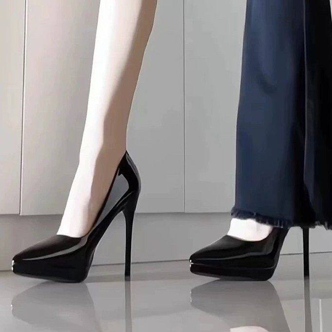 法式黑色漆皮细跟高跟鞋女款浅口尖头单鞋高级感设计小个子不累脚