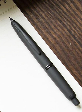 钢笔解毒室 日本PILOT百乐capless黑武士磨砂黑钢笔按压18K金尖