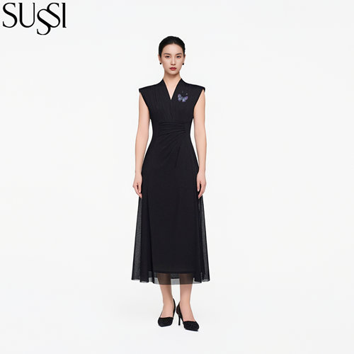 SUSSI/古色26春夏新款商场同款黑色V领无袖中长连衣裙设计师通勤