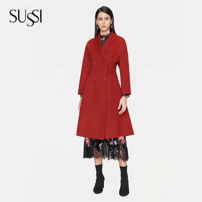 中国红大衣，优雅大气