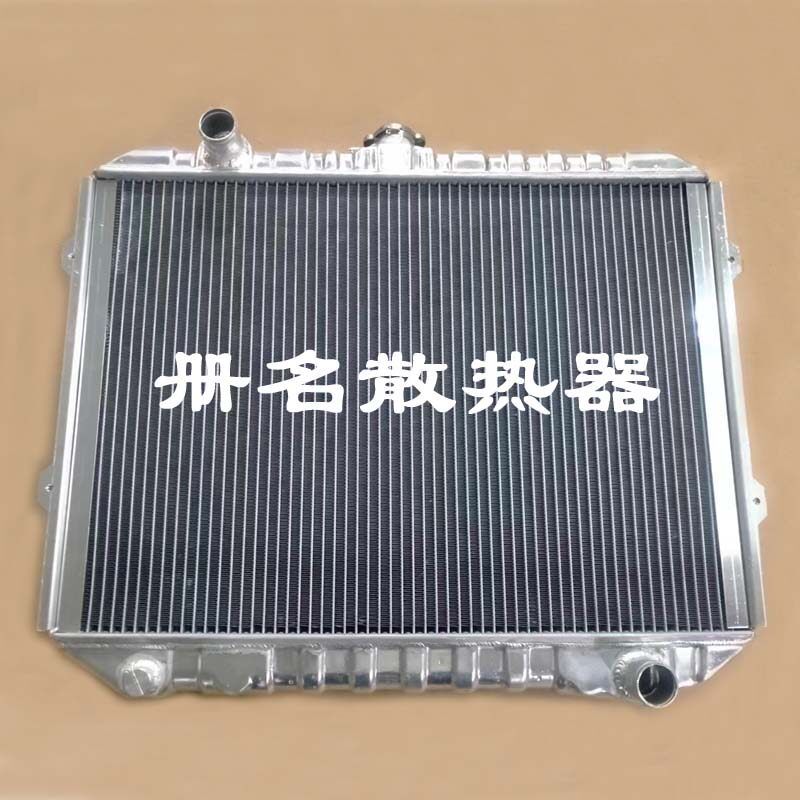 三菱V31 黑金刚全铝水箱 柴水箱