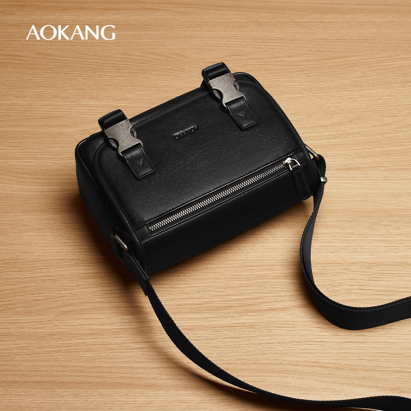 奥康 男包2026新款男士斜挎包高级感大容量单肩包休闲真皮邮差包