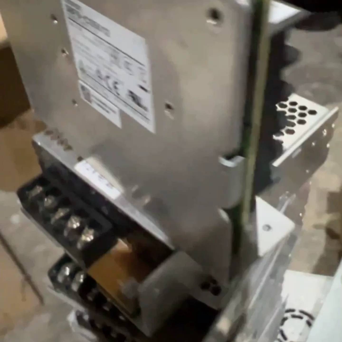 可维修欧姆龙电源12VS8FS-C05012。12V4.2A议价 - 实物图