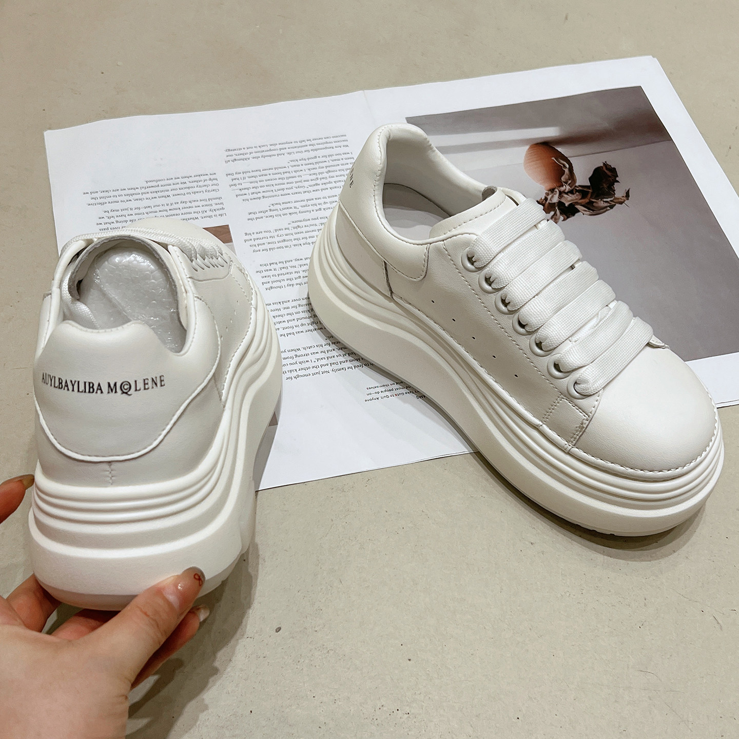厚底小白鞋女真皮2025秋新款韩版小众网红ins风松糕休闲运动板鞋