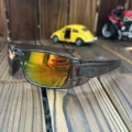 Transparent Gray Frame Red Diaphragm