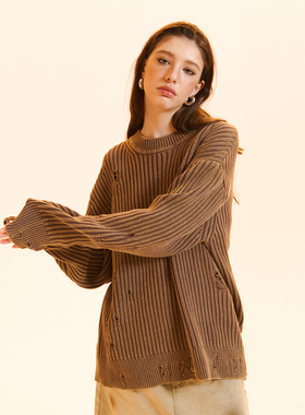 [GINGER]Cozydoll砂洗棕复古手工破坏慵懒风宽松落肩针织毛衣