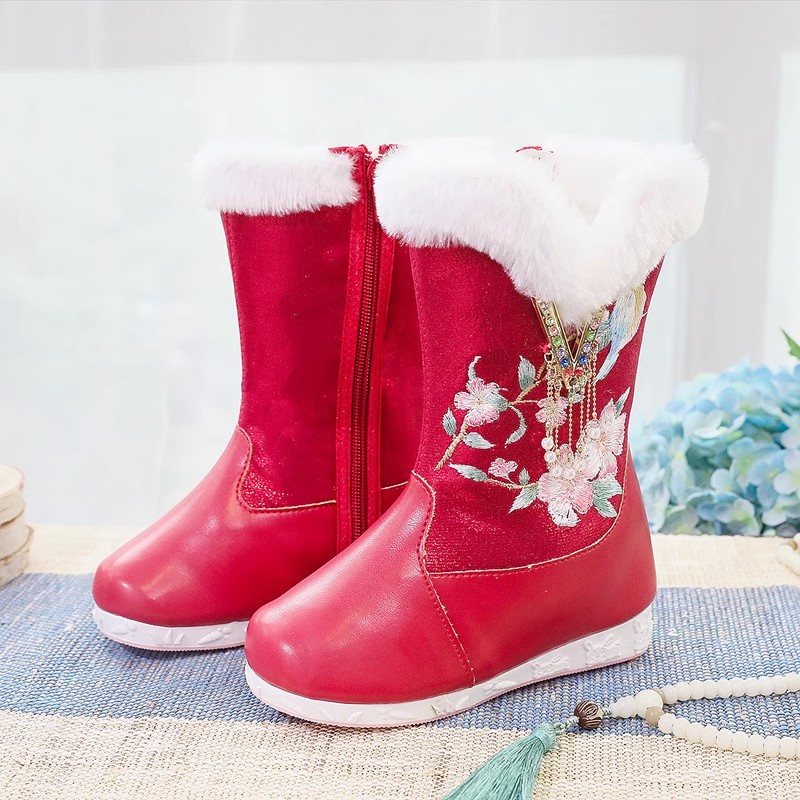 中国风汉服鞋女童冬喜庆新年拜年雪地靴