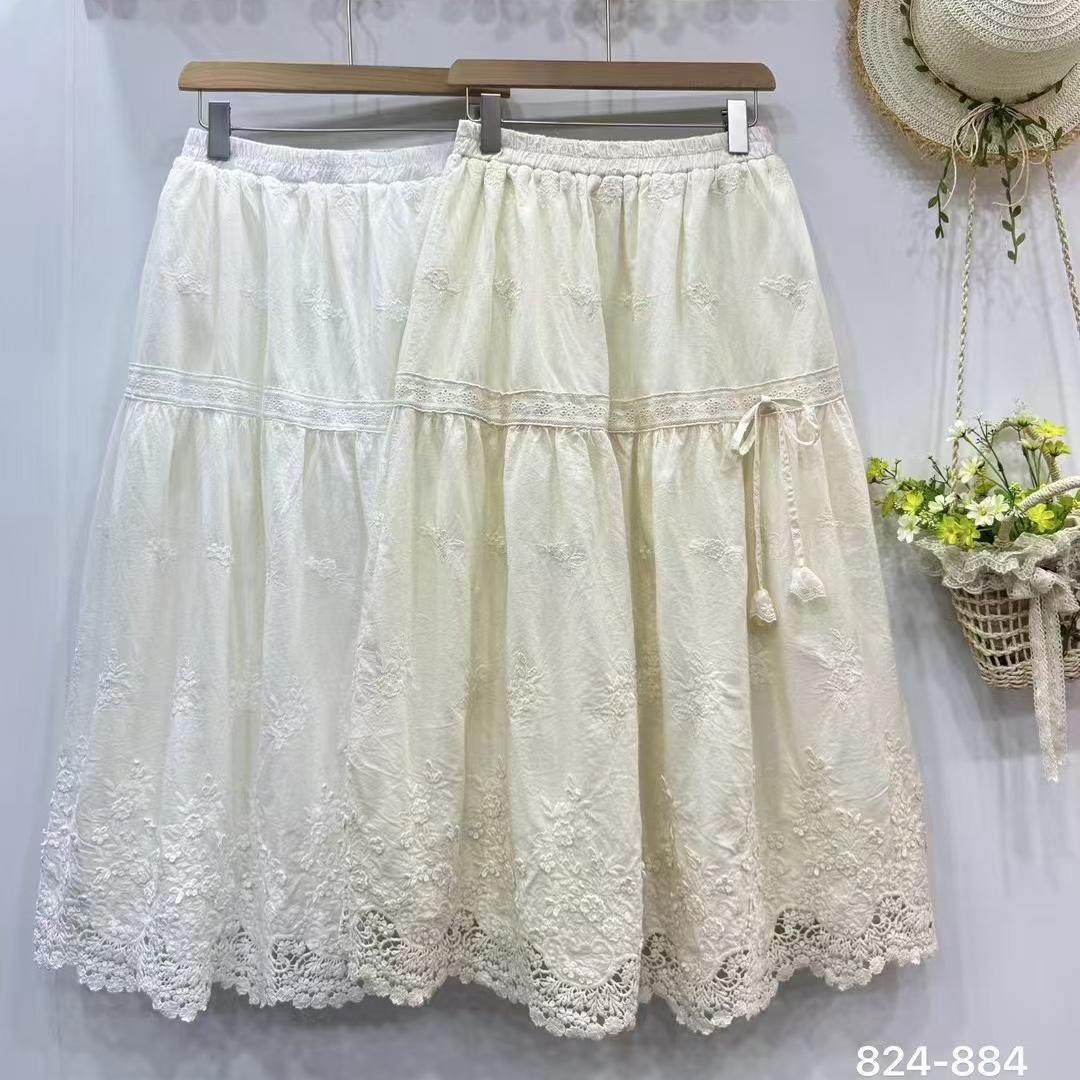 2024秋新款日系镂空刺绣半身裙