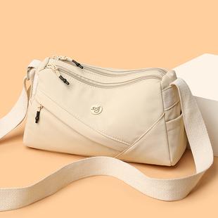 休闲新款韩版女士斜挎包百搭多层大容量轻便单肩包旅游外出妈妈包