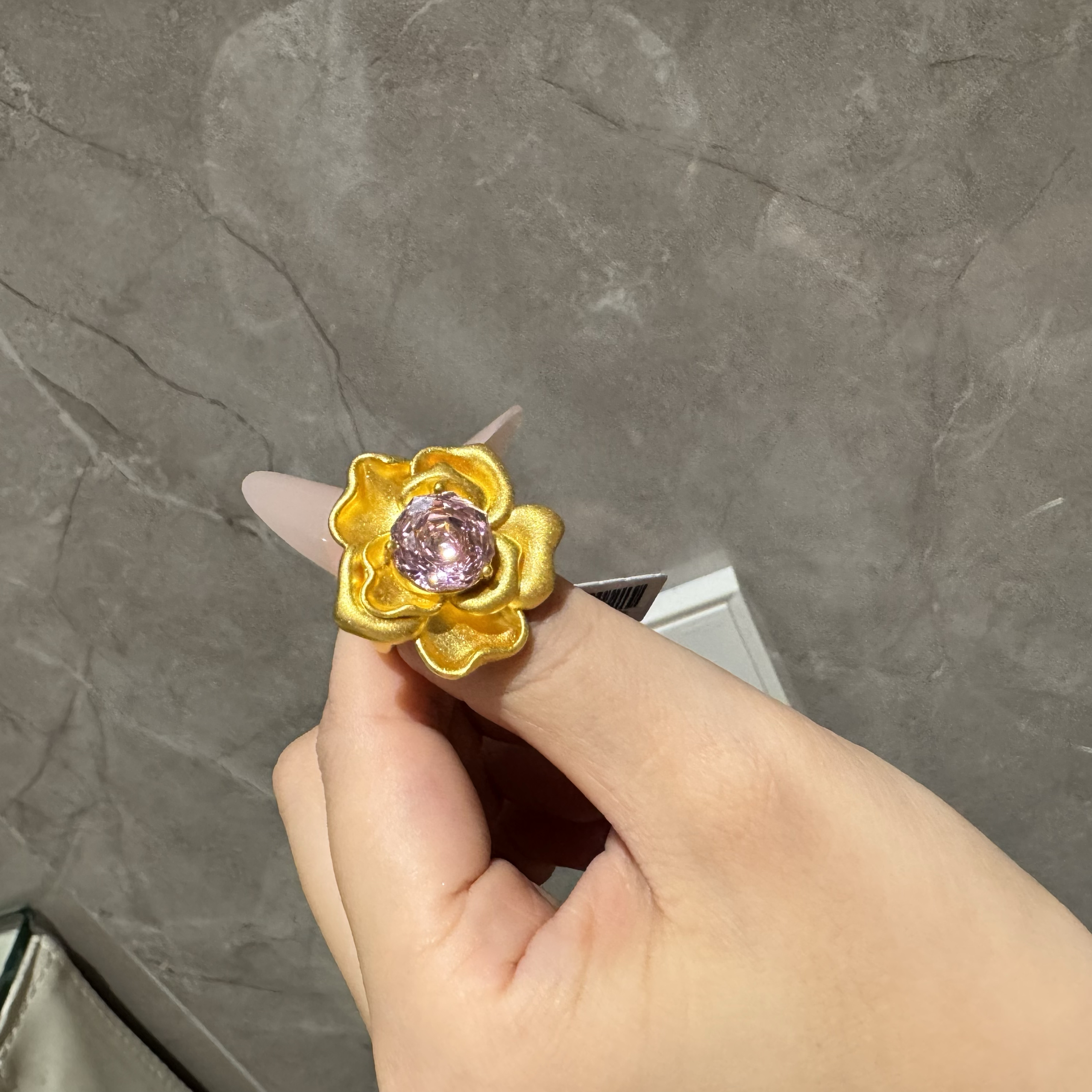 大粉玫瑰钻戒 足金999黄金戒指3克左右