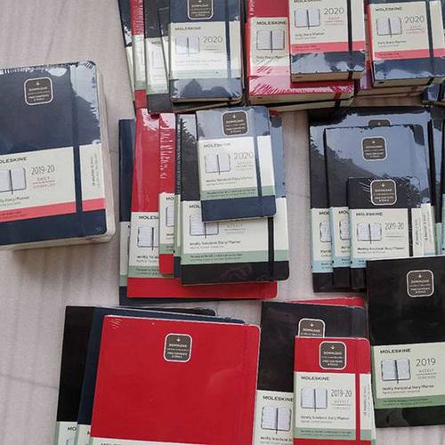 清货过期Moleskine2026年日程本