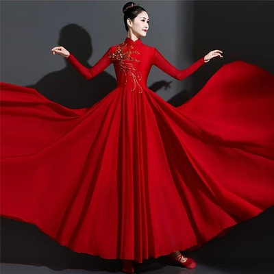 旗袍领刺绣大摆裙民族舞演出服