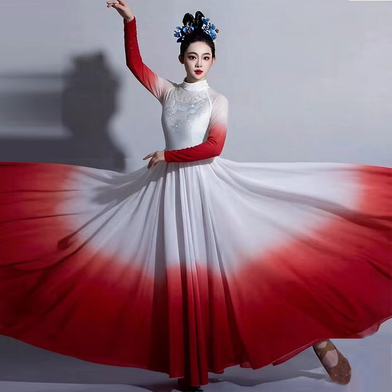 古典舞灯火里的中国飘逸华尔兹大摆裙合唱扇子舞广场舞万疆演出服