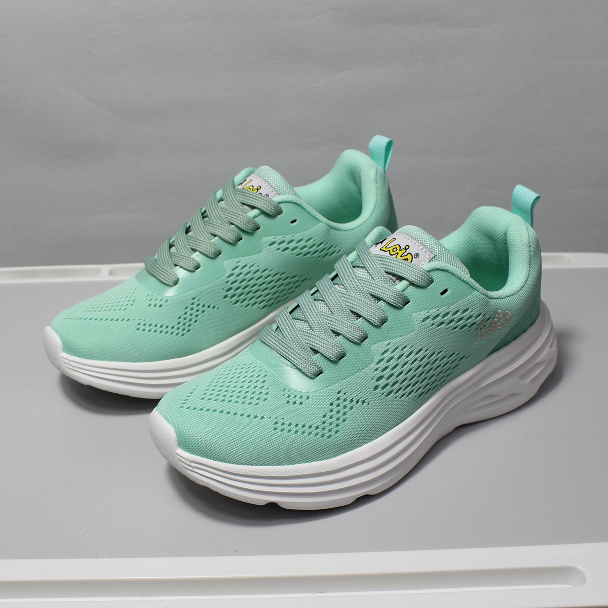 外贸春夏季女士网面透气运动鞋轻便耐磨软底舒适休闲鞋学生慢跑鞋