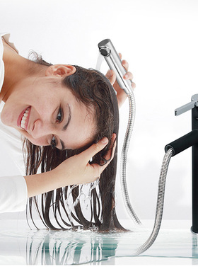 新款全铜黑白色抽拉面盆龙头360度可旋转冷热洗脸盆洗手池台上盆