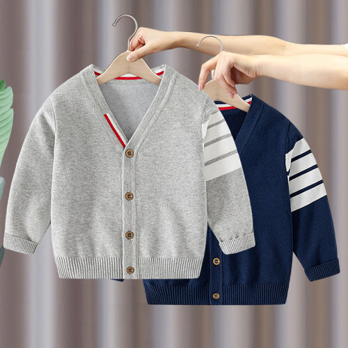 送运费险，男童开衫毛衣