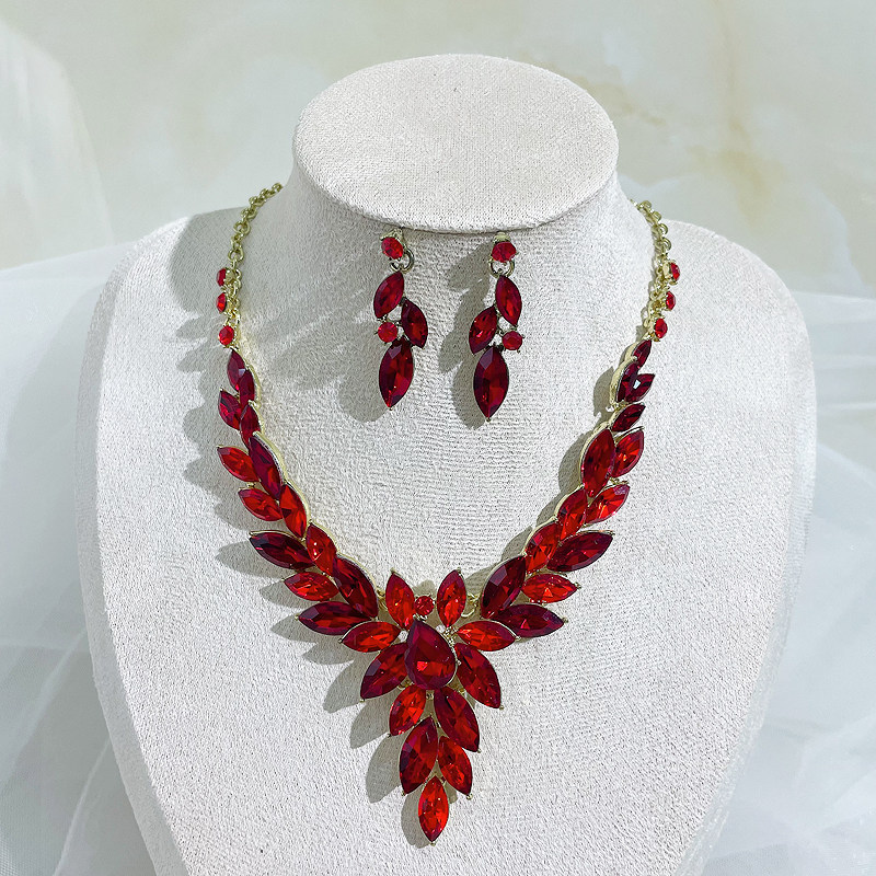 欧美跨境热销新娘结婚套链水钻玻璃高级礼服配饰礼盒包装项链耳环