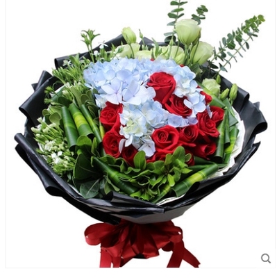 乌鲁木齐头屯河区达坂城鲜花店同城速递玫瑰花束百合生日蛋糕组合