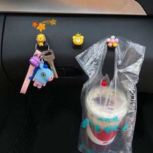 汽车摆件装 饰品小挂钩车内前排用品大全粘贴女卡通座椅背创意车载