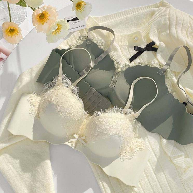 蕾丝无痕内衣女小胸聚拢无钢圈