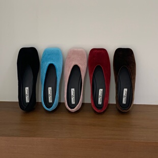 法式晚晚风温柔丝绒低跟单鞋女仙女法式小众复古蓝色芭蕾鞋奶奶鞋