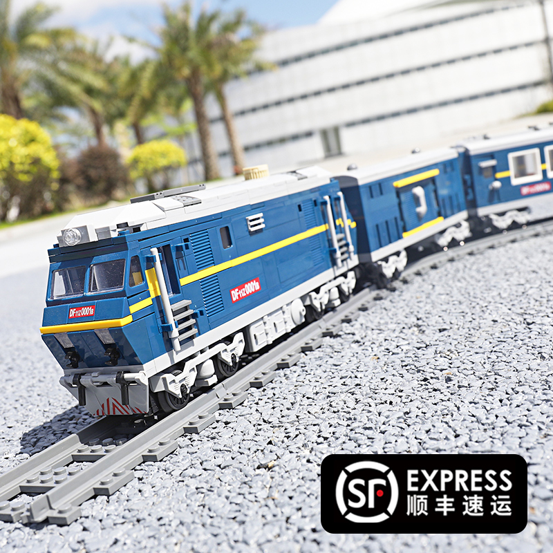 积木火车轨道电动拼装玩具益智