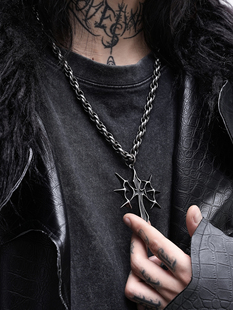 LOVEISWAR 原创哥特朋克风小众重工十字架项链亚文化 城堡永恒