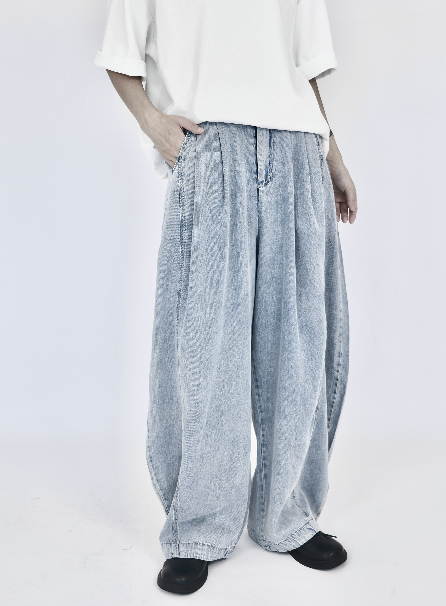 K006P85天丝牛仔裤女弯刀裤，女装牛仔裤，钱塘801（原钱塘901）