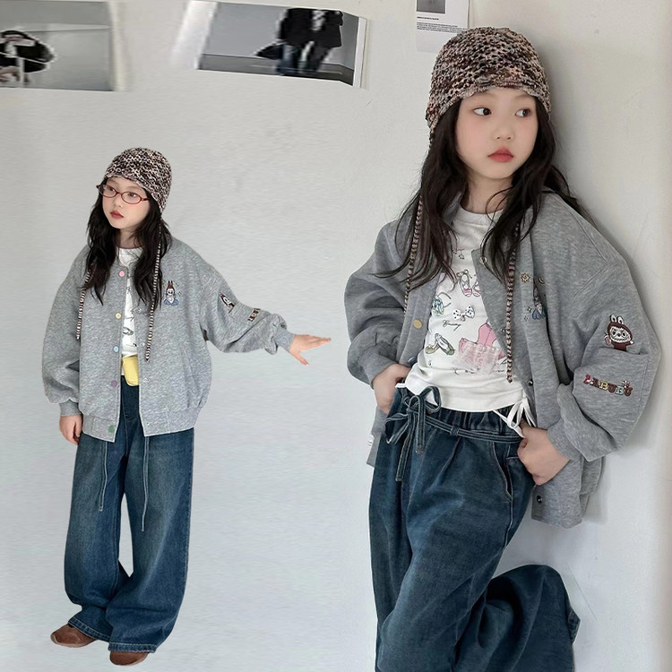 春秋外套百搭款卡通刺绣棒球领透气女童春季长袖灰色开衫纽扣上衣