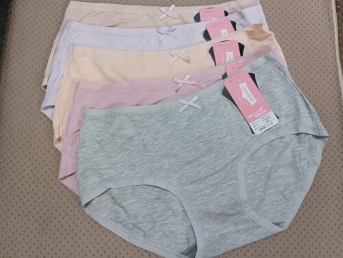 36172款彩田女士中腰三角纯色蝴蝶结内裤柔软舒适优质透气底裤