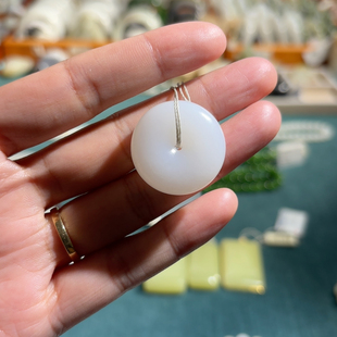 羊脂玉｜2.7平安扣 厚1.0