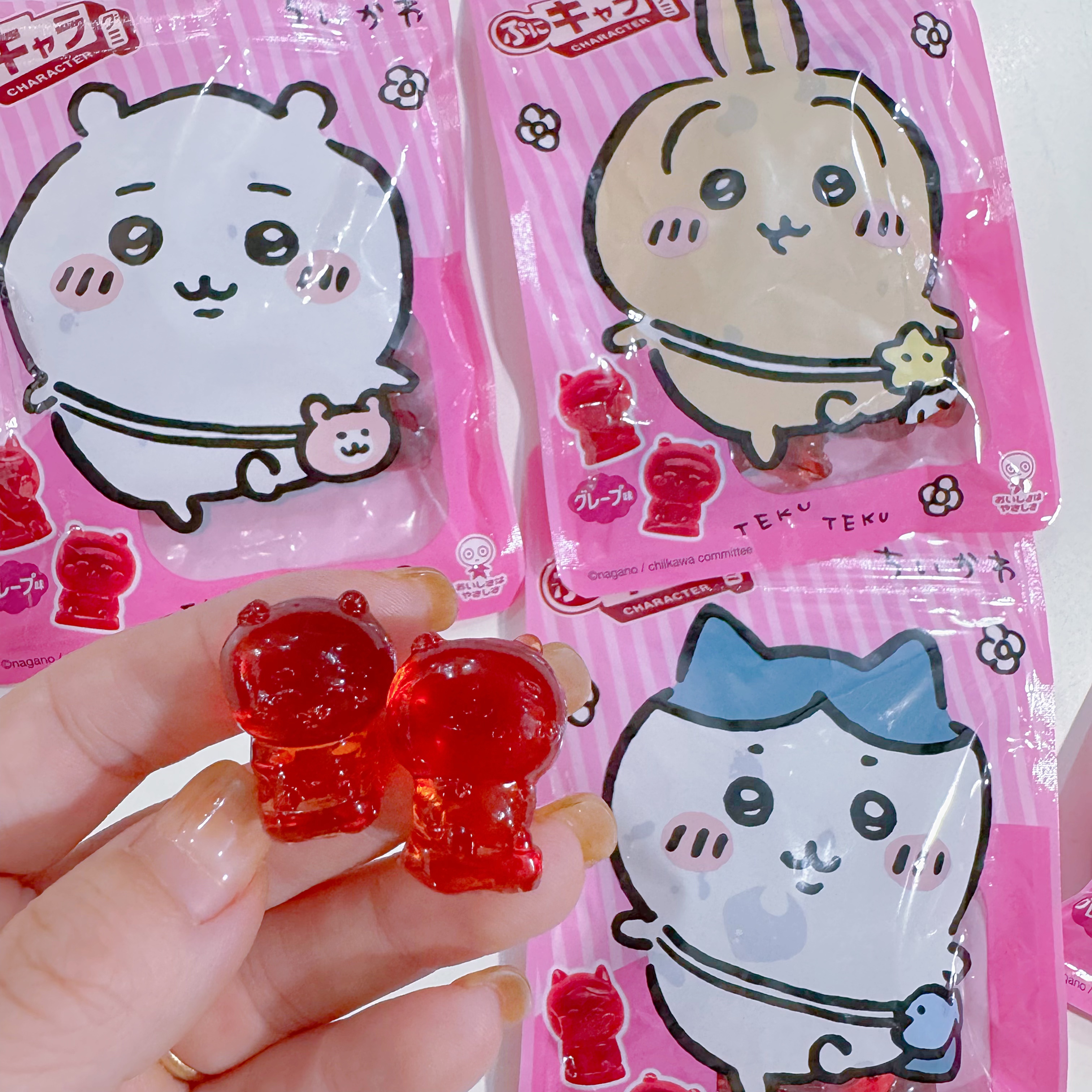 日本进口UHA味觉糖Chiikawa吉伊卡哇3D立体葡萄味软糖儿童糖果