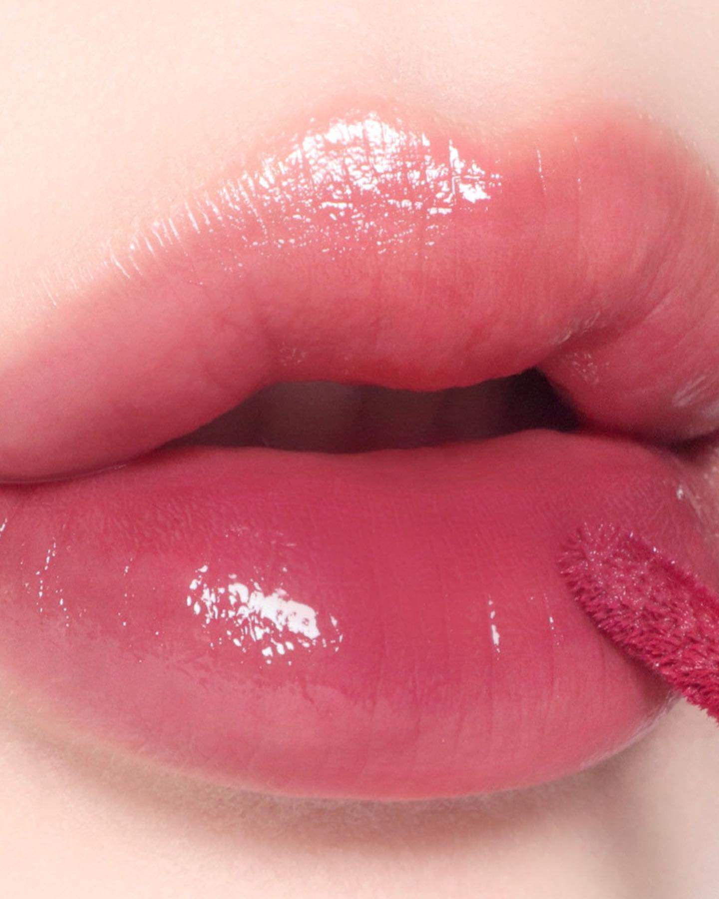 限定回归 bbia/碧娥白管镜面唇釉00 rosy 中性裸调玫瑰色百搭滋润