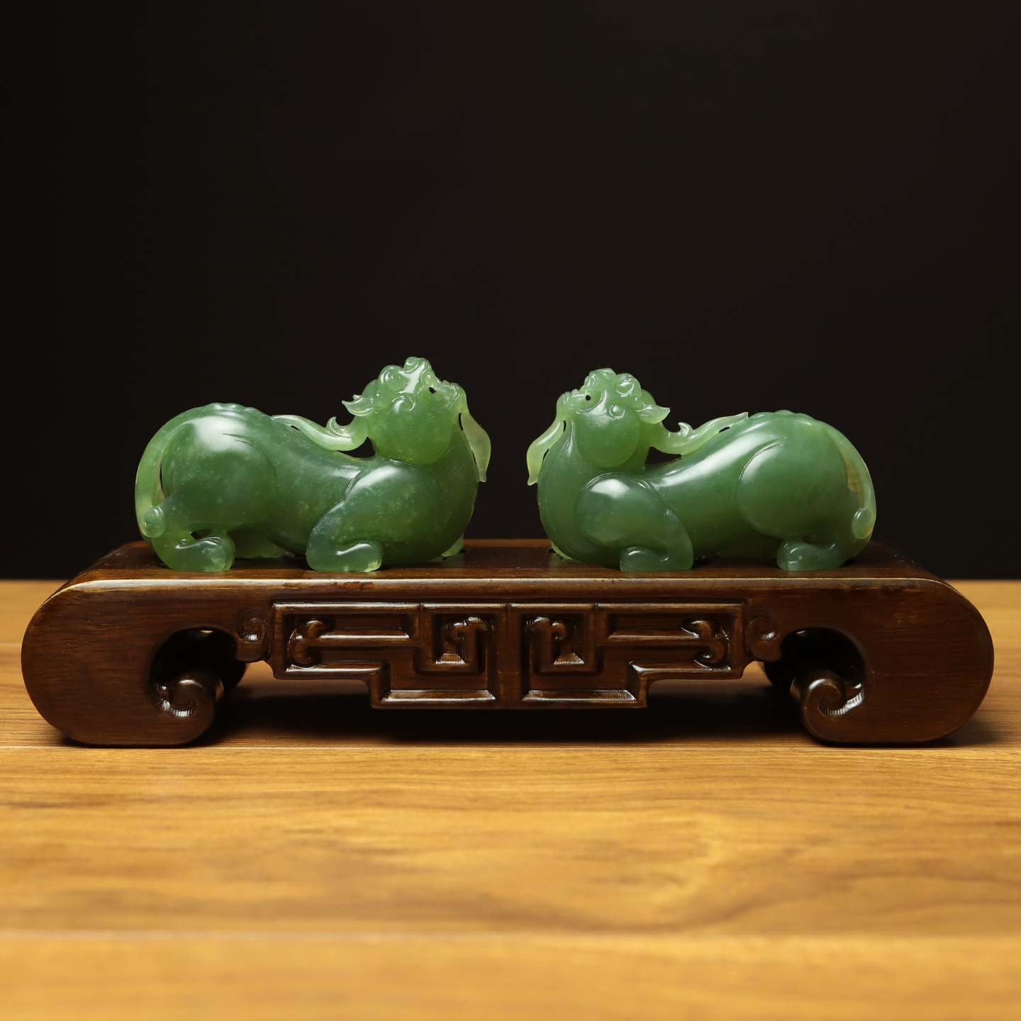 天猫老店手工雕刻高端礼品摆件