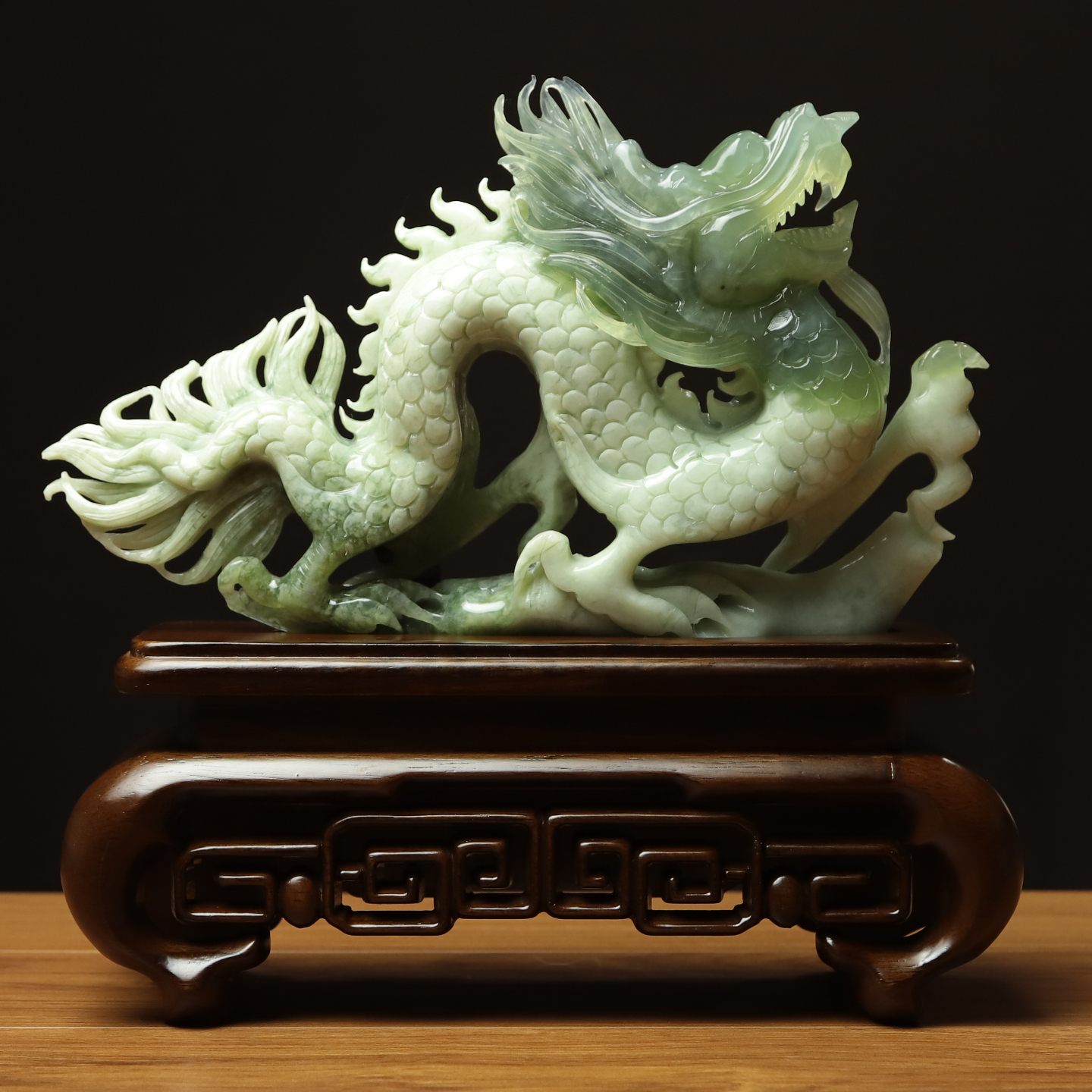 天猫老店手工雕刻高端礼品摆件