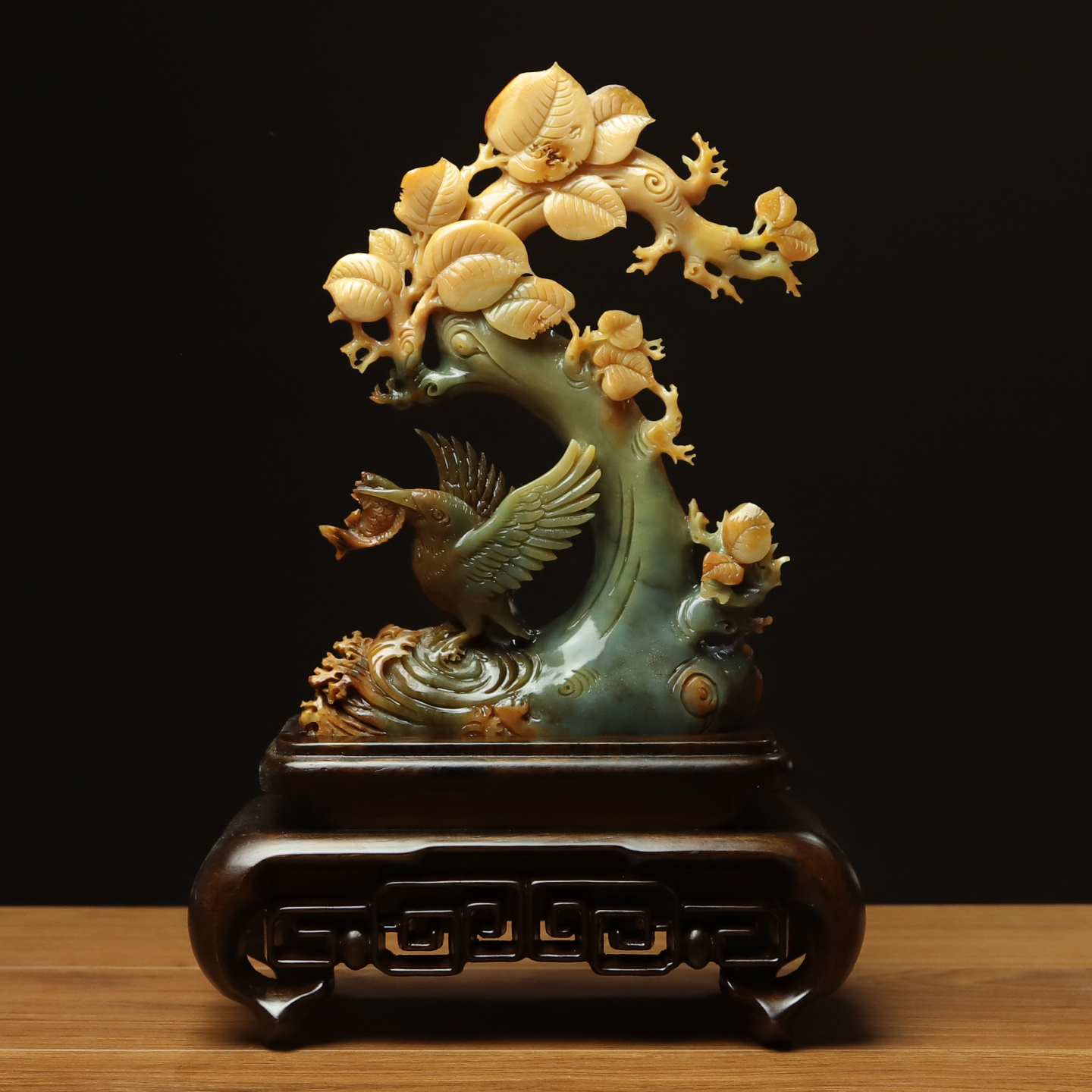 天猫老店手工雕刻高端礼品摆件