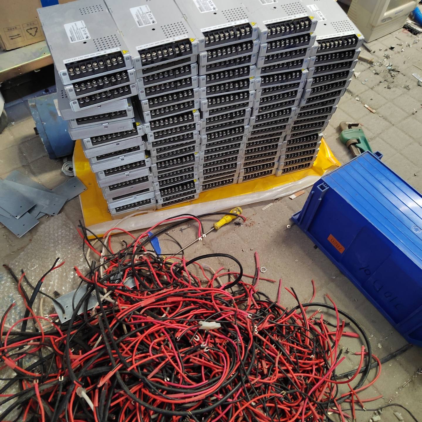 议价超薄电源MSP300-4.6 300W，可调4.6V