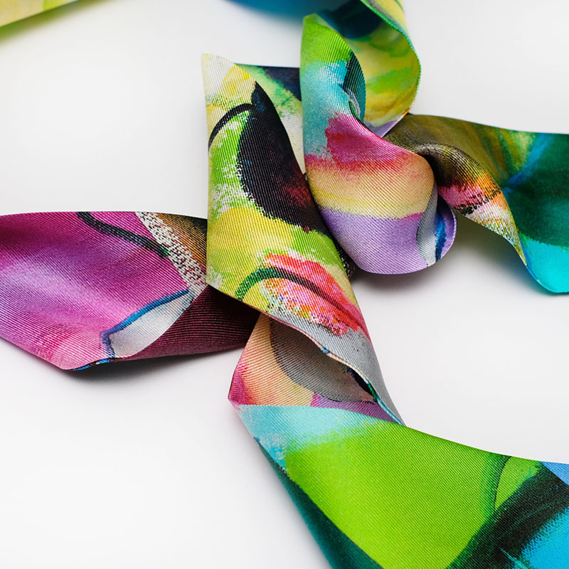 时尚风长条艺术家合作款小丝巾