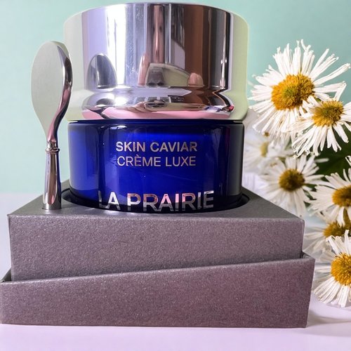 滋润紧致琼贵面霜莱珀妮蓝鱼子酱