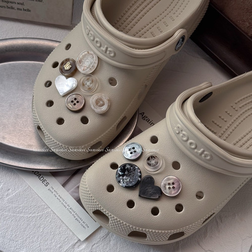 复古中性鞋花小众黑色洞洞鞋鞋扣