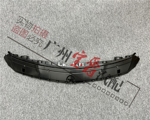 适用奔驰W117前杠支架CLA