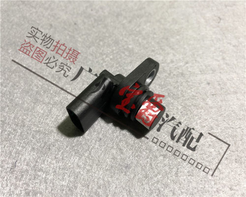 适用奔驰w176凸轮轴传感器