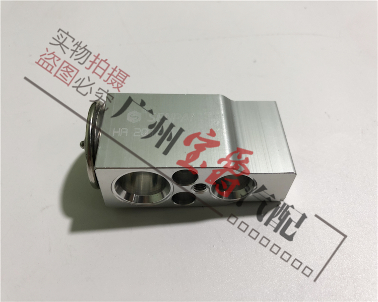 适用宝马5系F10F18F07膨胀阀