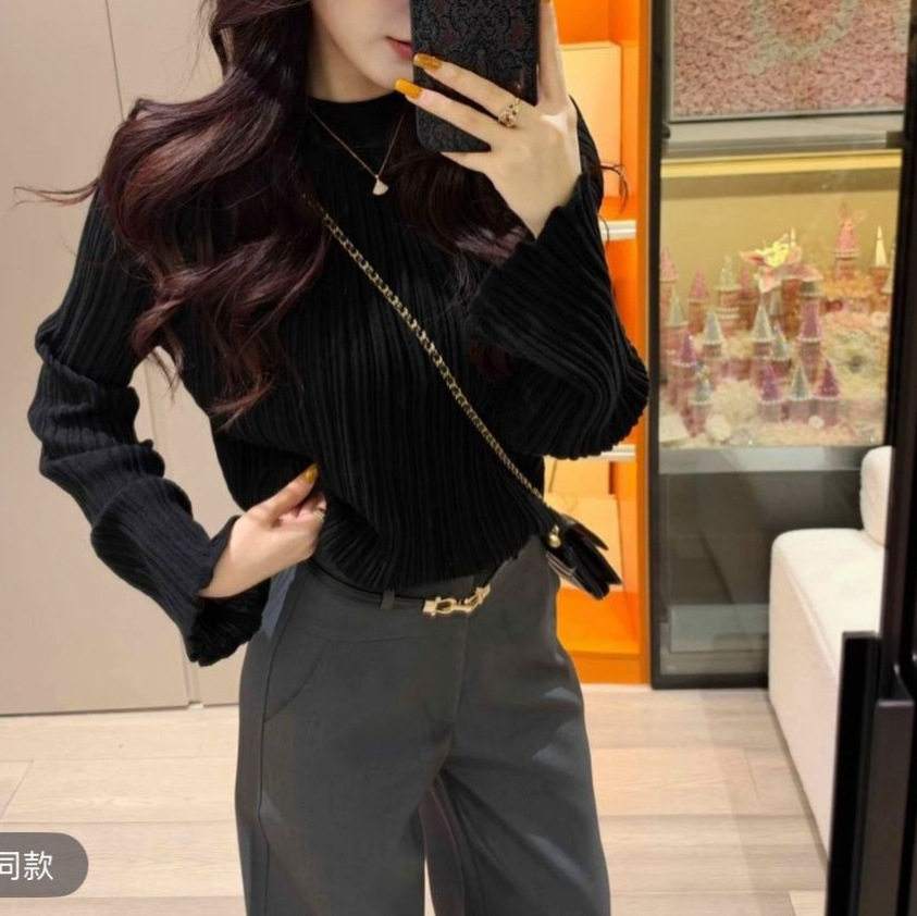 早秋新款上衣女坑条肌理喇叭袖针织衫修身显瘦弹力长袖内搭