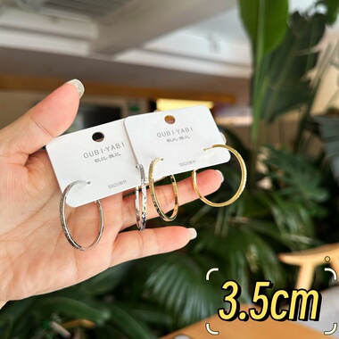 欧比雅比银针耳环女轻奢小众设计感高级感气质百搭耳圈耳饰51640